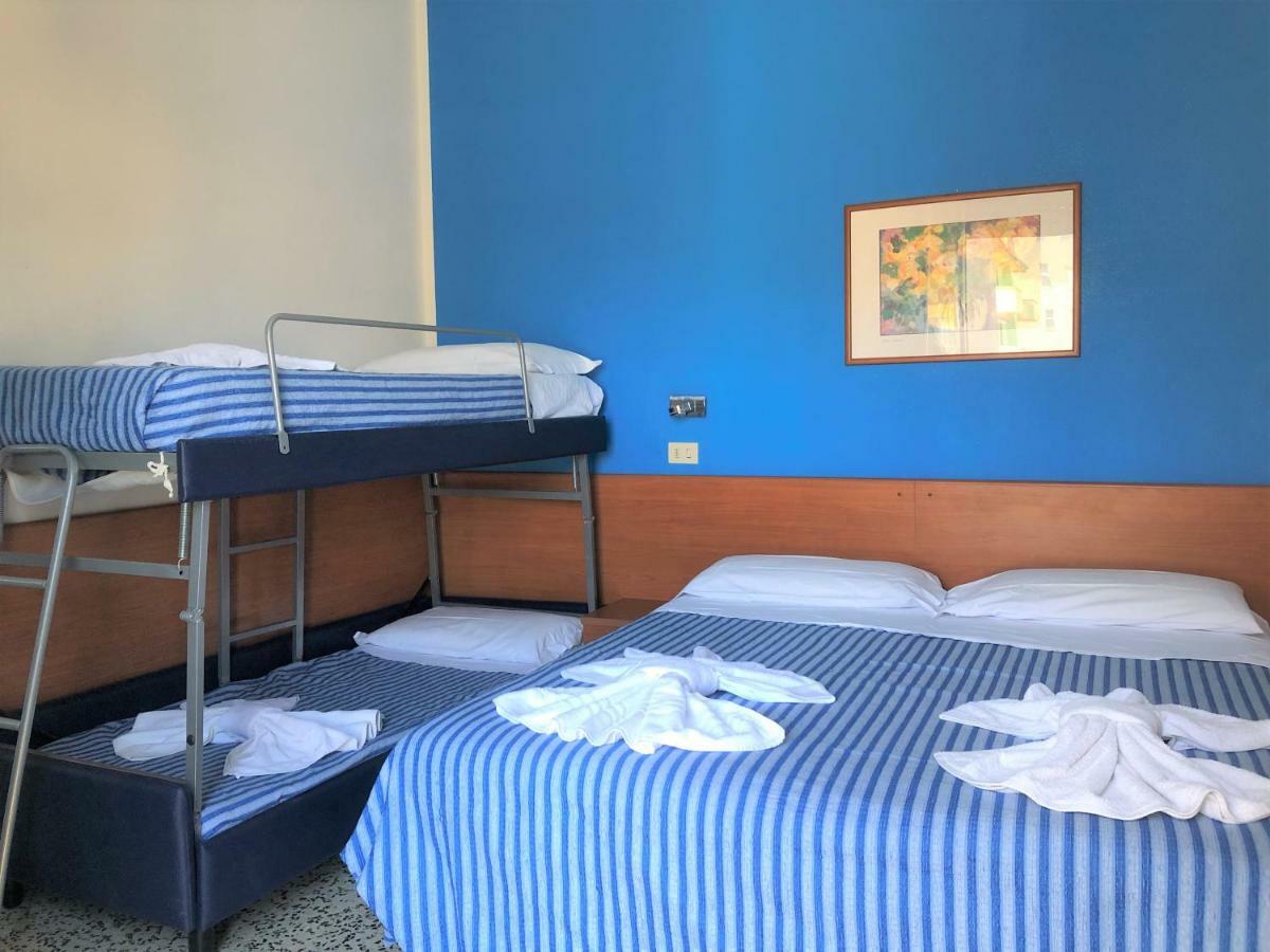 Hotel Edy Rimini Exterior foto