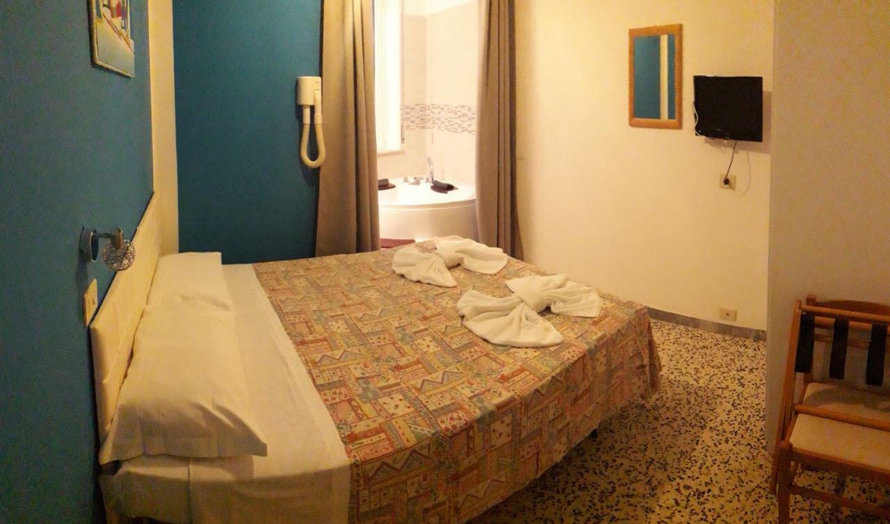 Hotel Edy Rimini Exterior foto